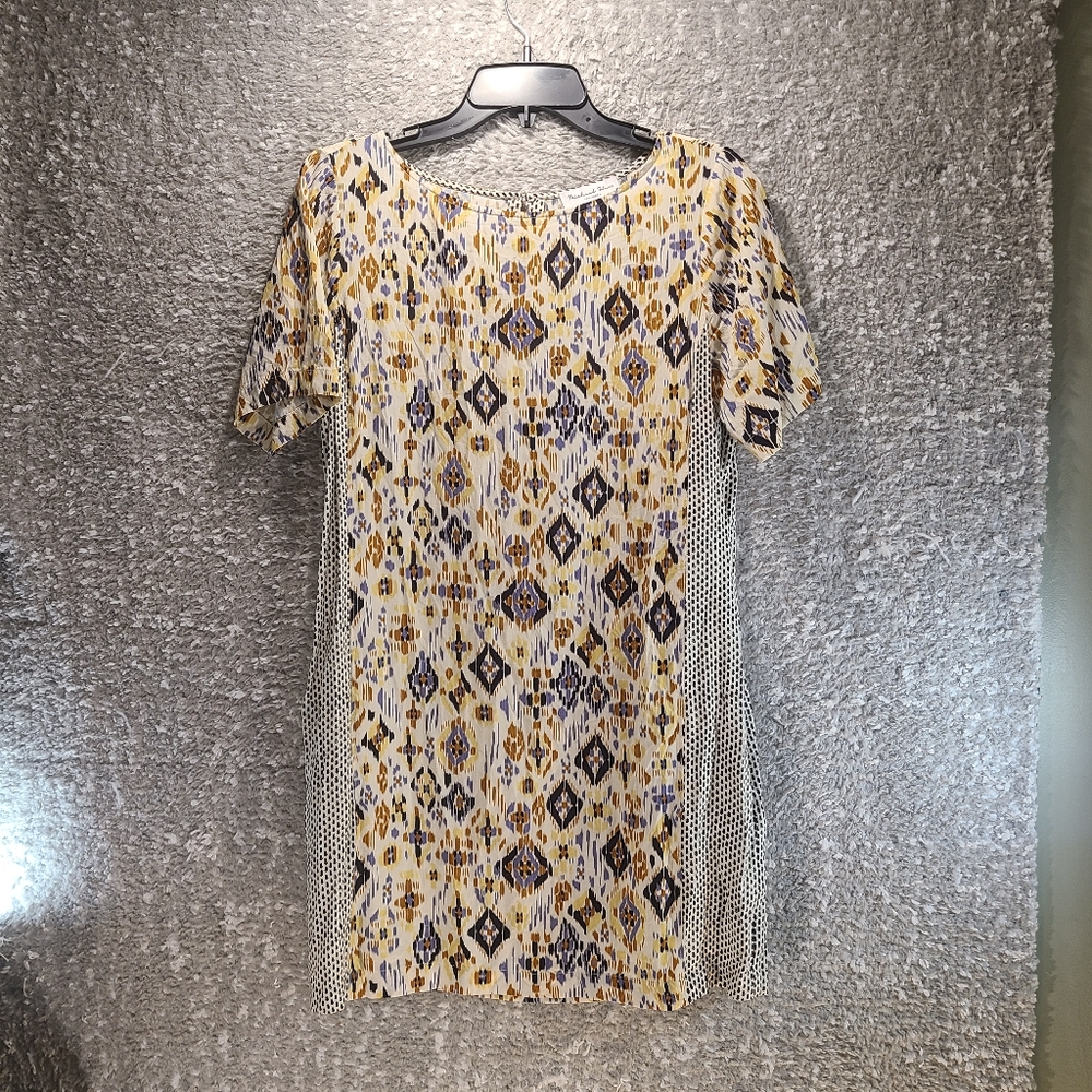 MICHAEL STARS Esther Shift Dress In Chalk Combo Size Medium Viscose Back Keyhole